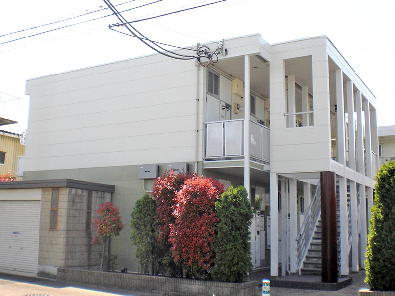 レオパレスパレスフィオーレⅢの外観画像