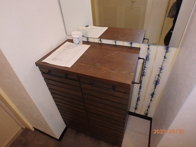 ロイヤルレゾン2階 靴入