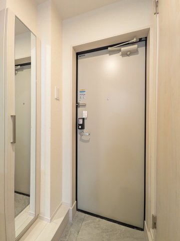礎レジデンス小岩0102号室 玄関