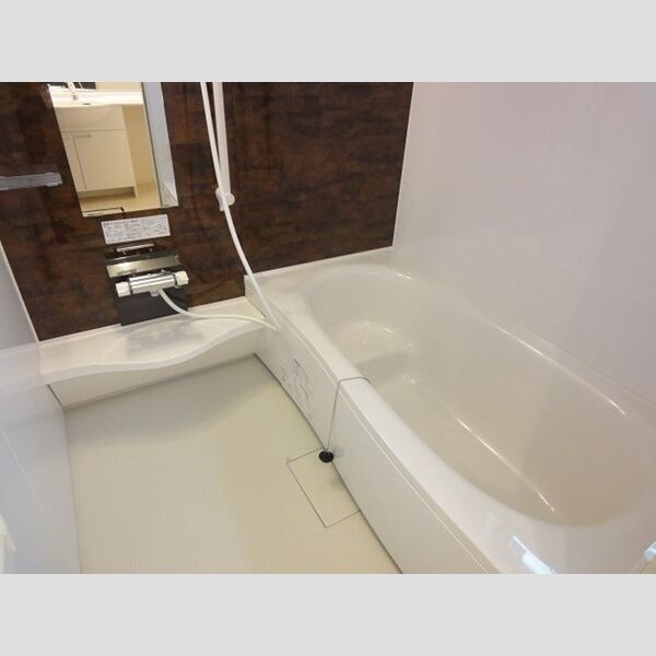 コート坂本105号室 105 浴室換気乾燥機付バスルーム