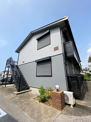 ドエル穴川の外観画像