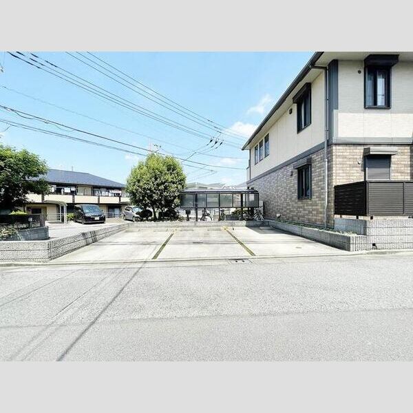 ディアコート  一富士 駐車場