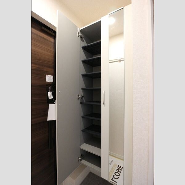 リバービレッジ シューズボックス