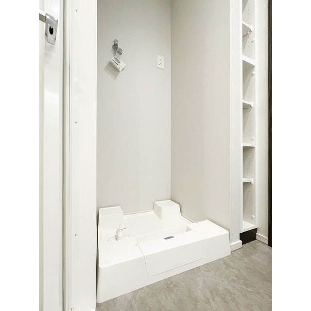 ACP Residence 新江古田0102号室 室内洗濯機置場