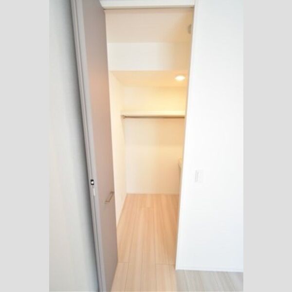 エミグランド愛甲石田 収納