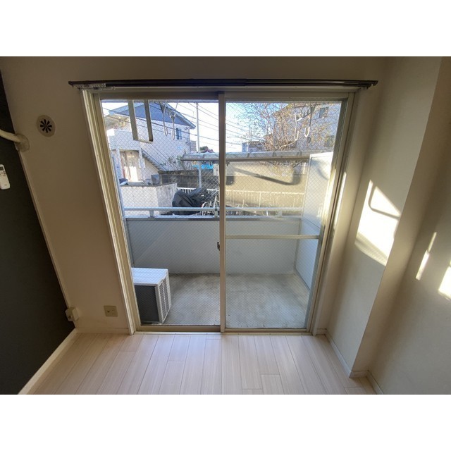 シャトーロマネ103号室 リビング