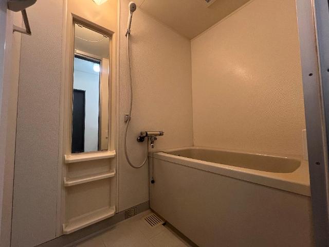 グランディール天神302号室 バス