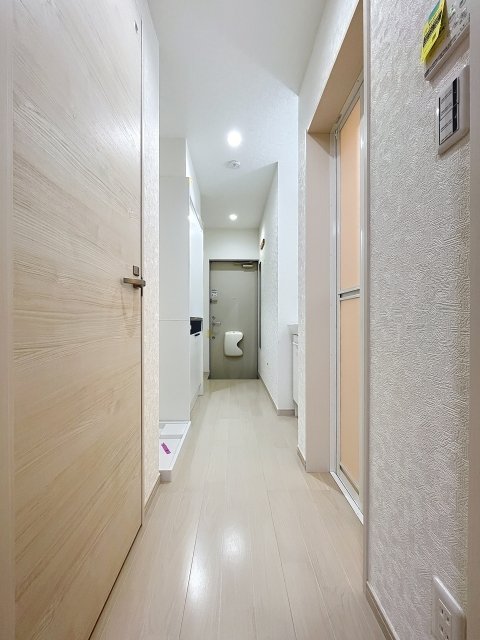 グラン徳丸1階 玄関