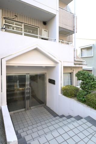 スカイコートたまプラーザ エントランス