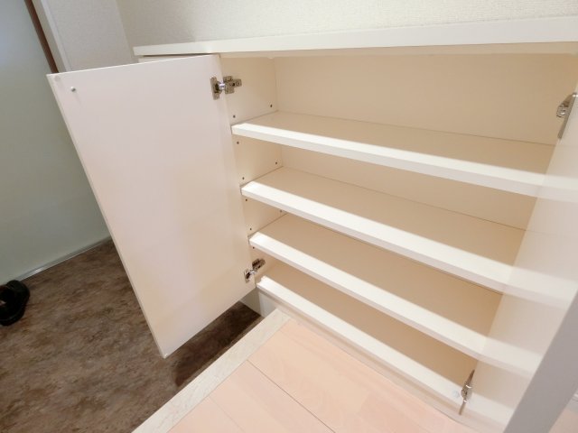 アスキー南品川Ⅲ シューズボックス※参考写真