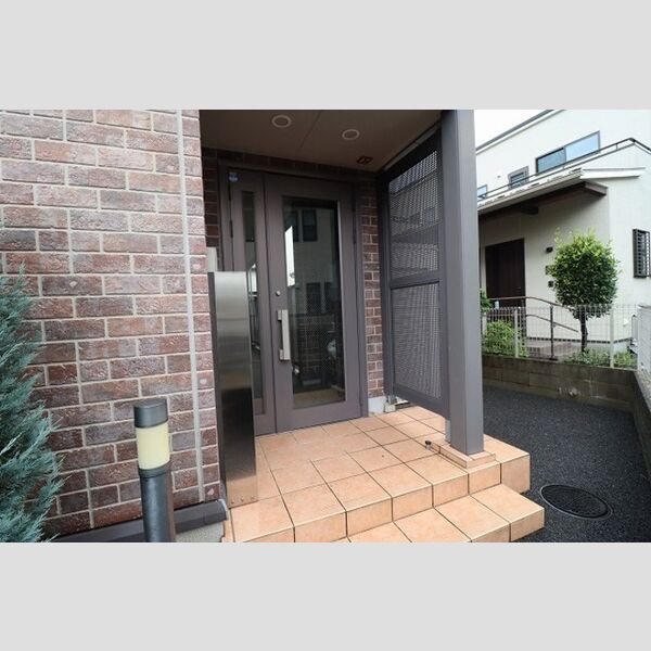 カリーナ　カーサ201号室 エントランス