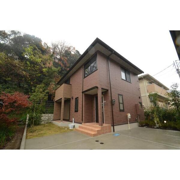 鎌倉市西御門1丁目貸家B棟 エントランス