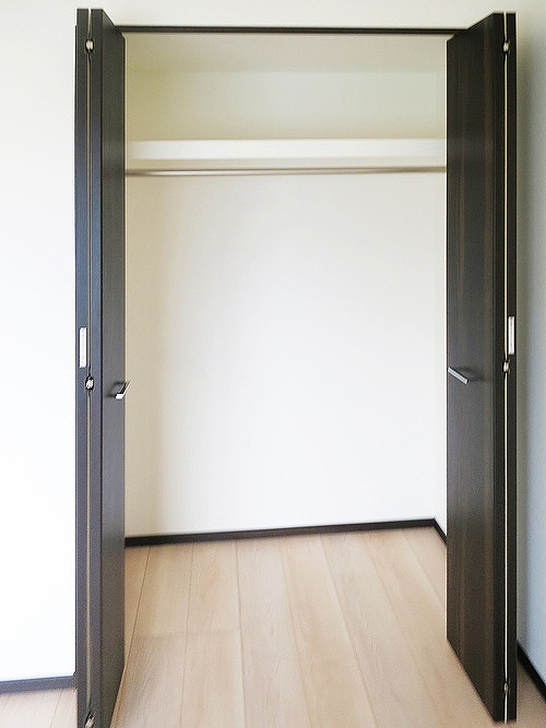 ジェノヴィア東大前グリーンヴェール6階 内観