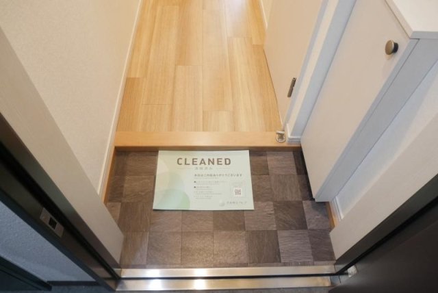 ＦＩＲＳＴ　ＨＯＵＳＥ　ＡＺＵＭＡＢＡＳＨＩ3階 玄関