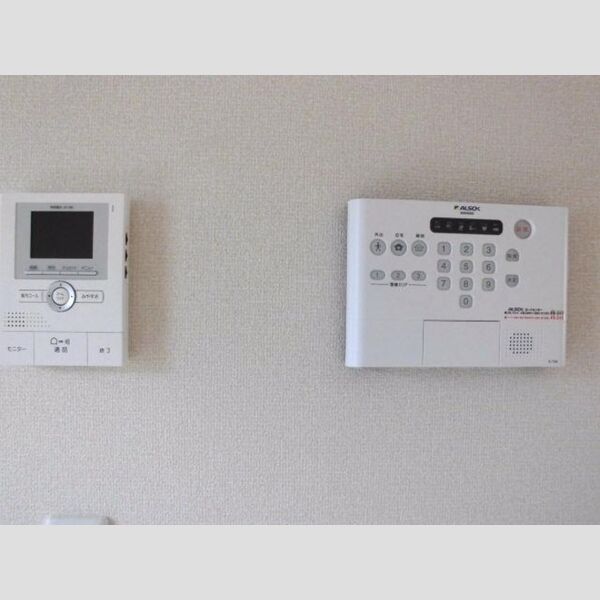 リーヴ ゴーシュ　Ⅰ105号室 TVインターホン.ALSOKセキュリティシステム