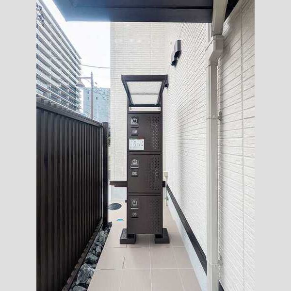Noble villa 弥生 宅配ボックス