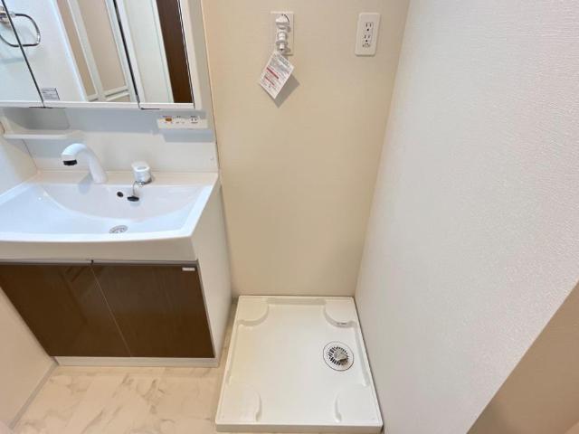 アドニス101号室 洗濯機置場（イメージ）