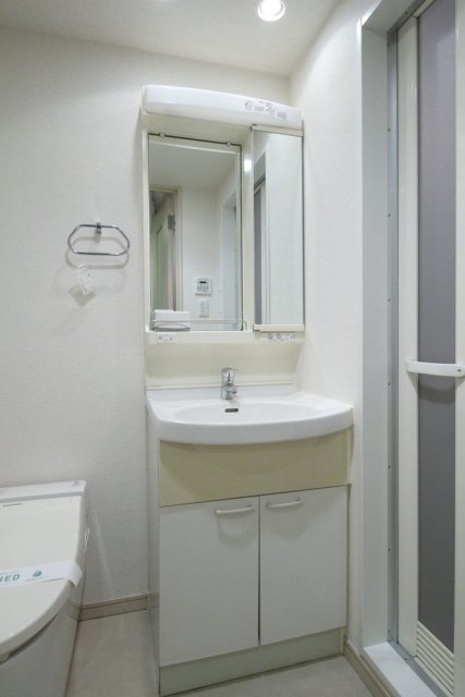 グランスイート月島リエール1階 洗面