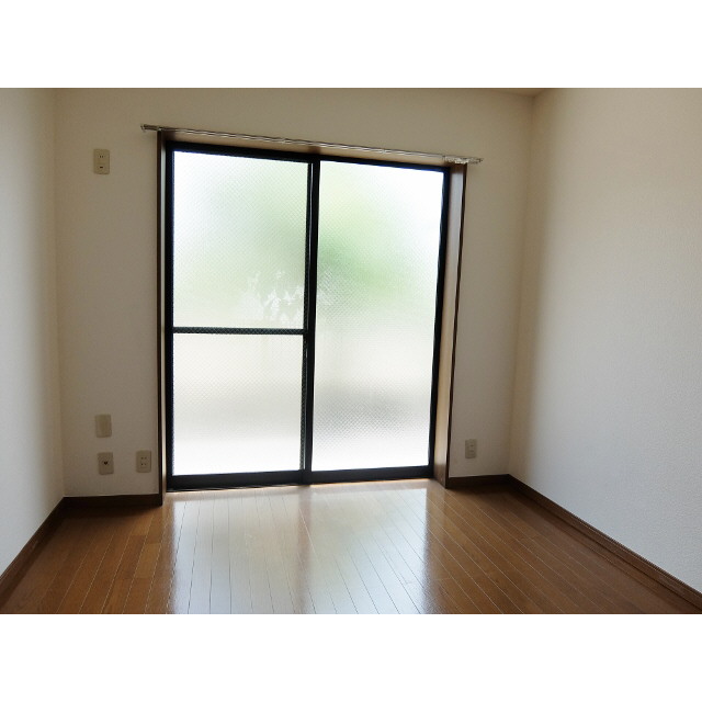 アムール星野103号室 内観