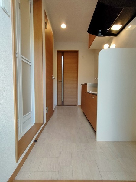 カーサバウム1階 同建物別部屋の参考画像