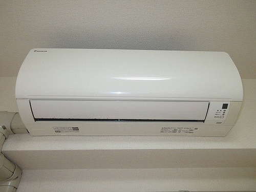 クレアシオン六本木 洋室・エアコン