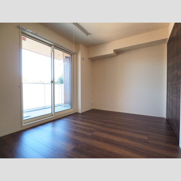 T's TERRACE 大倉山302号室 洋室