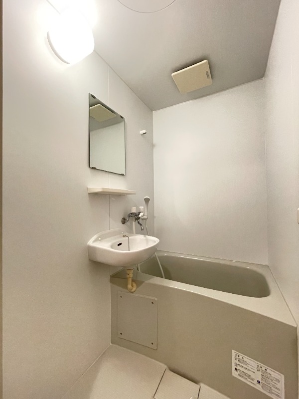 Ｗｉｎｄｙ Ｈｉｌｌｓ 横浜吉野町3階 同建物別部屋の参考画像