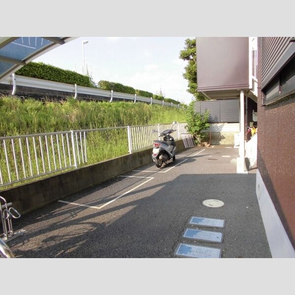 カネダイハウス3 バイク置場