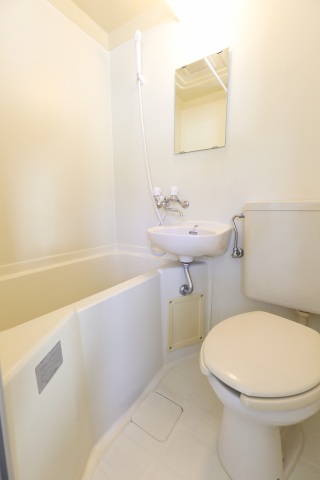 スカイコート保土ケ谷 ※別部屋参考写真