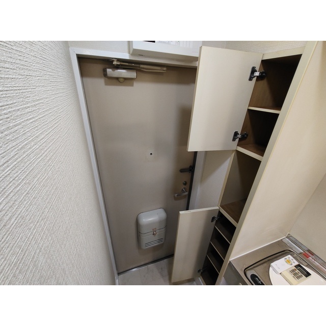 サンウィングB 内観