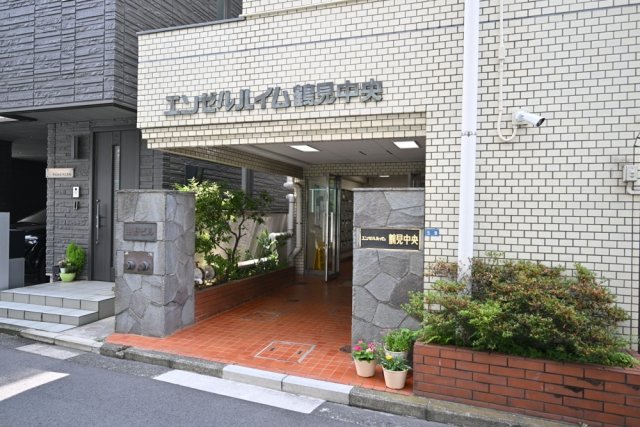 エンゼルハイム鶴見中央3階 エントランス