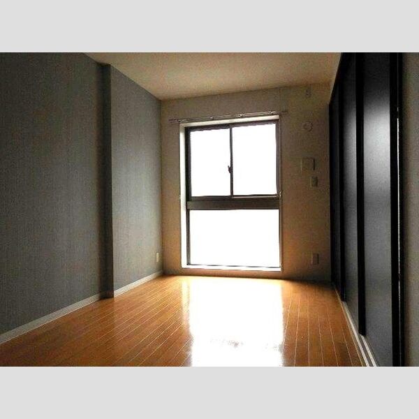 エスト四つ木202号室 洋室7帖