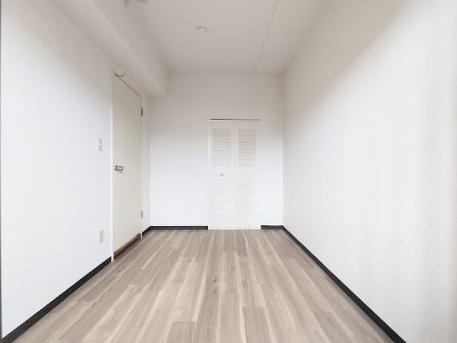 マンションフローラ 寝室