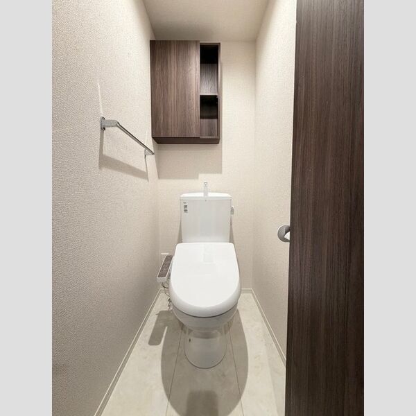 ゼラニウム湘南台102号室 トイレ