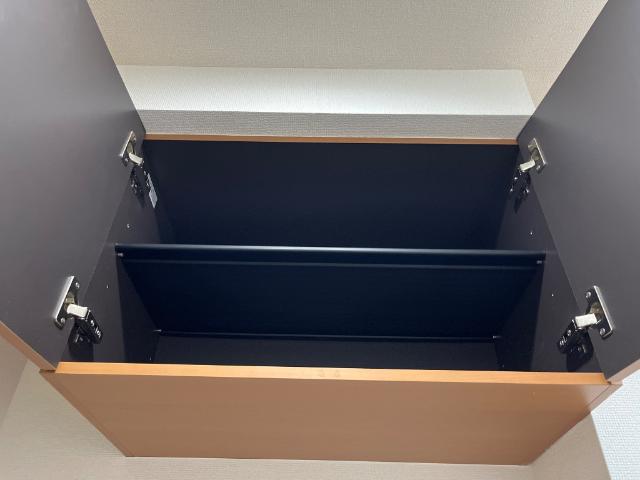 ラミティエ 下駄箱　上段