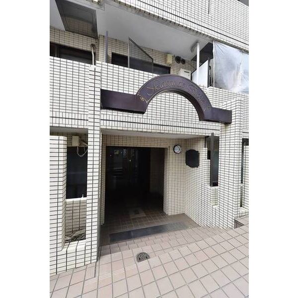 メゾン・ド・エスカル エントランス