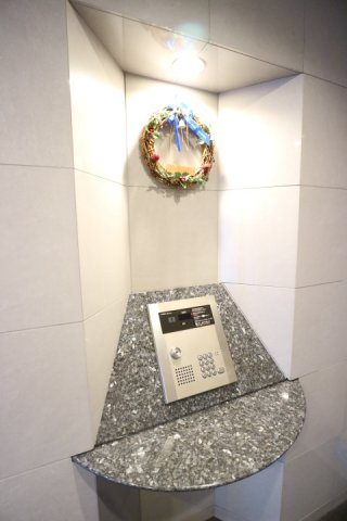 プラウドフラット新宿河田町4階 オートロック