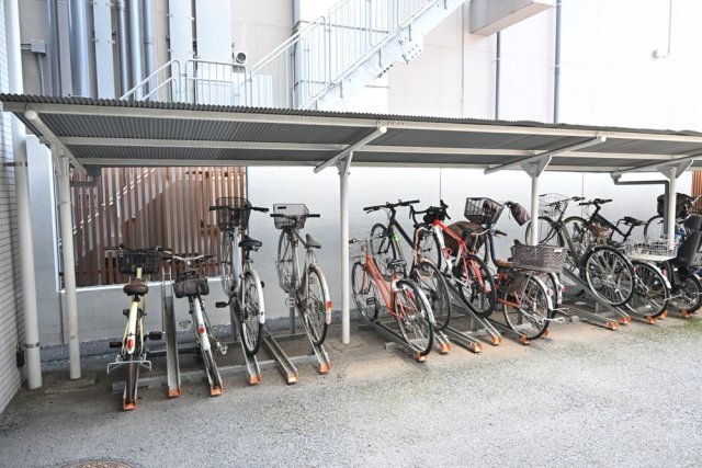 メゾン西荻10階 駐輪場