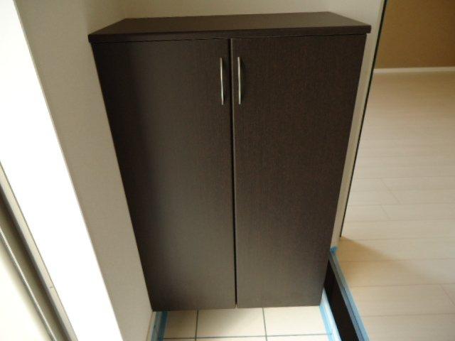 アーバンクレスト101号室 収納