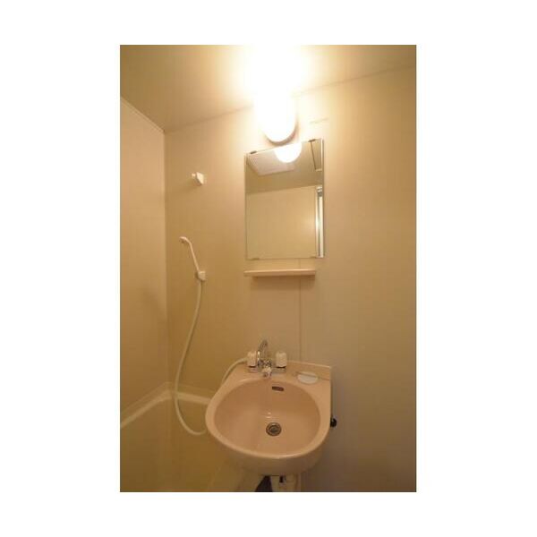 エステートピア桂105号室 同建物別部屋の参考画像