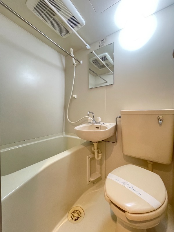 レット・イット・ビー1階 同建物別部屋の参考画像