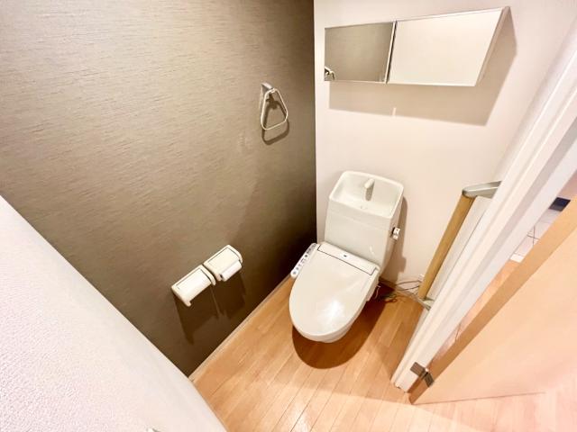 グレーシア・マーレ　金沢八景201号室 シャワー付トイレ