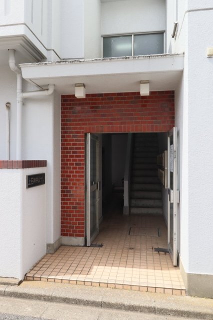 上石神井ハイツ エントランス