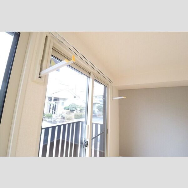 ポルテボヌール　Ⅱ103号室 室内物干し