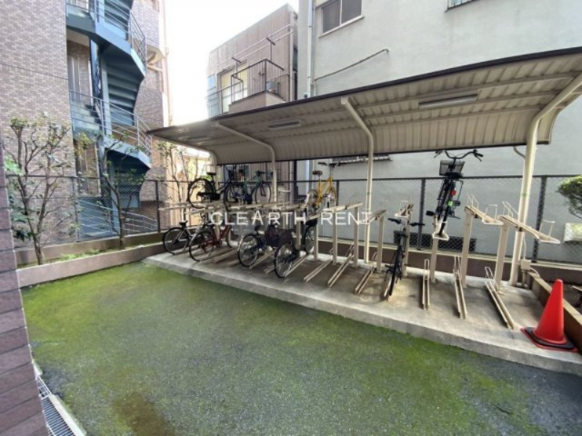 菱和パレス護国寺6階 駐輪場