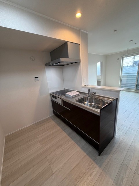 ＣＬＡＩＲＥ　　ＭＵＳＡＳＨＩ301号室 キッチン