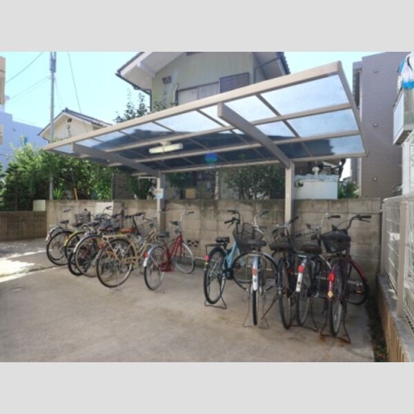 セレーノ.K 駐輪場