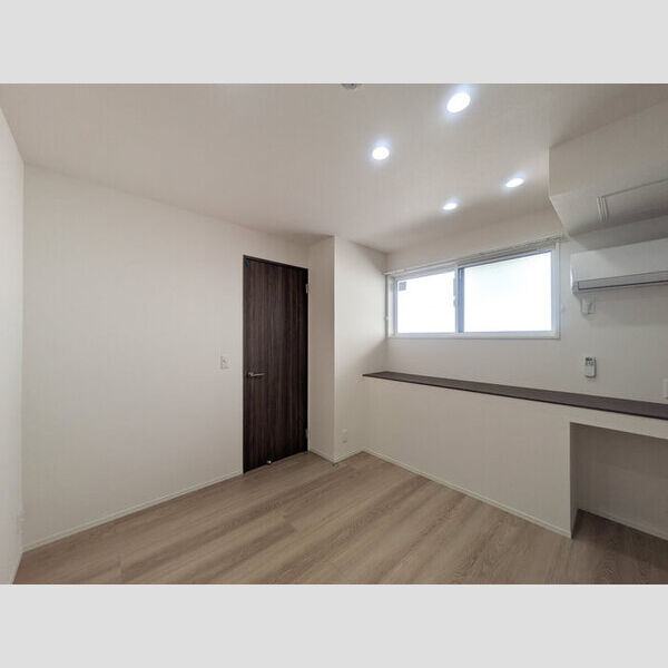 ノーブルヴィラ曙町302号室 洋室