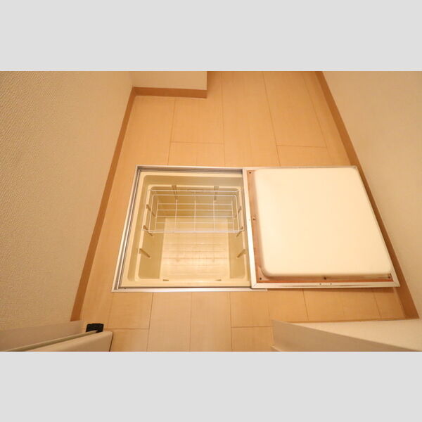 コモドカーサ　A 床下収納