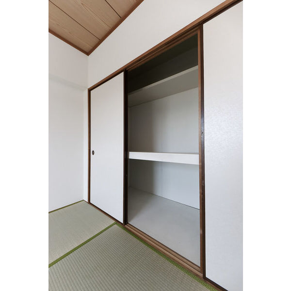 ダンデライアン鵠沼0408号室 収納